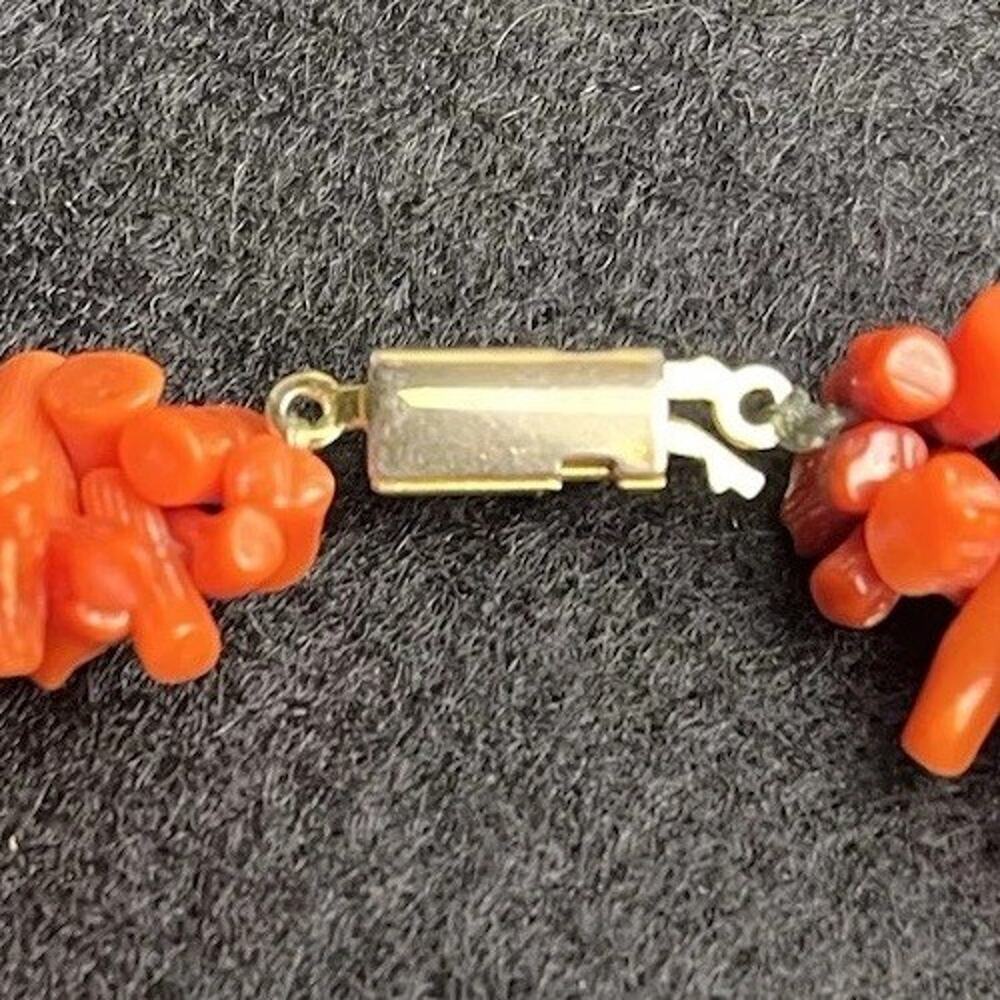 Branch Coral Double Stranded Bracelet Orange Red Gold Tone Clasp 6" Vintage - Picture 3 of 8